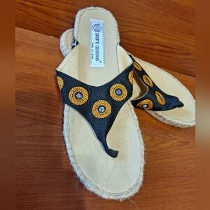 NWOT Andre Assous Leather and Jute Cloth Thong Sandals
